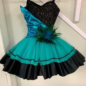 ADULT SMALL DANCE COSTUMES